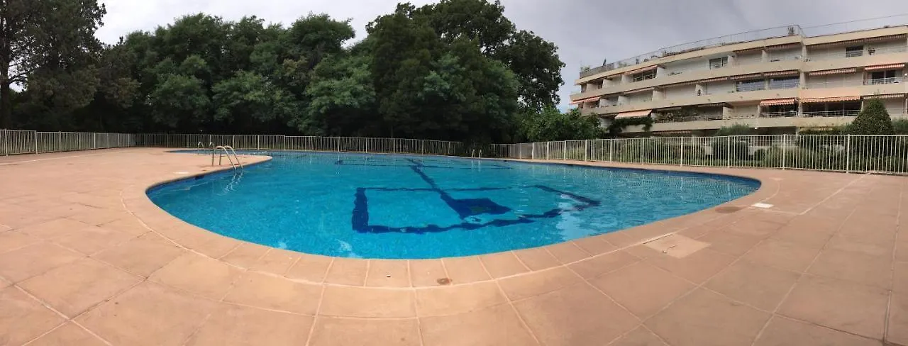 Brigitte Studio Centre Saint Tropez Parking Piscine Wifi Vue Mer 0*, Saint-Tropez