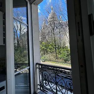 Spacieux à 50m Du Sacre Coeur - Magnifique Vue Paris